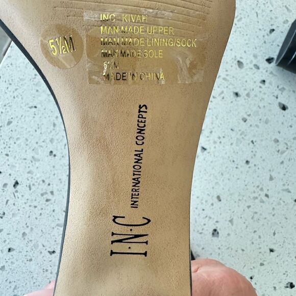 INC International Concepts Women’s Kivah Black Open Toe Sandals Block Heel 5.5M - Picture 6 of 12